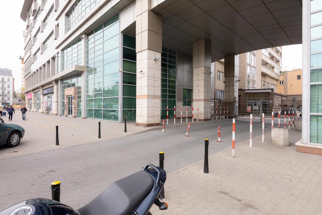 Beautiful 2 Rooms Flat With Balcony وارسو المظهر الخارجي الصورة